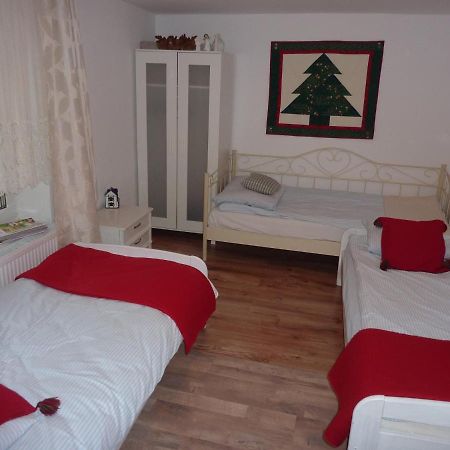 Kowalowka Appartement Mirsk Buitenkant foto
